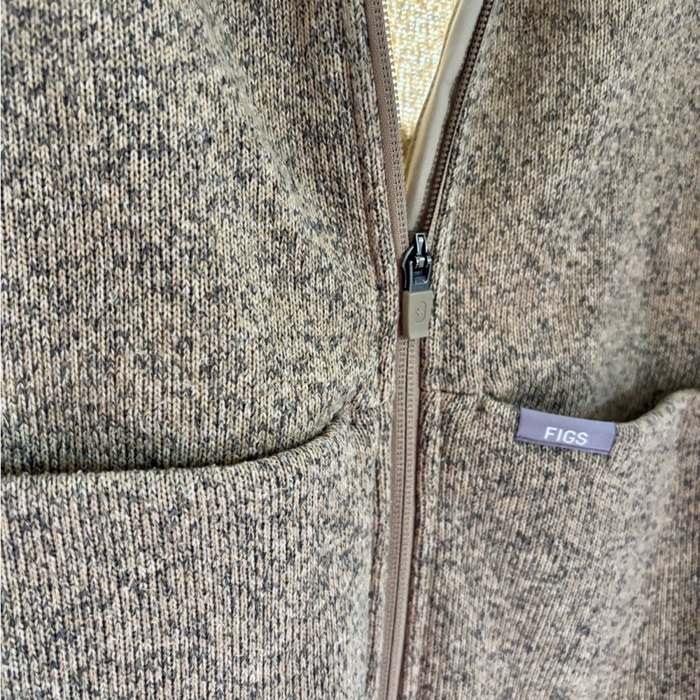 FIGS Women's On-Shift Sweater Knit Jacket -brand new!
